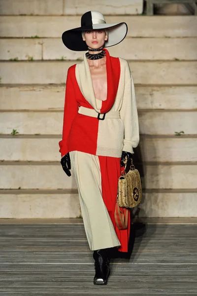 Look 6